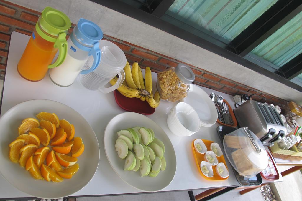 Hotel Sweet Dreams à Phetchaburi Extérieur photo